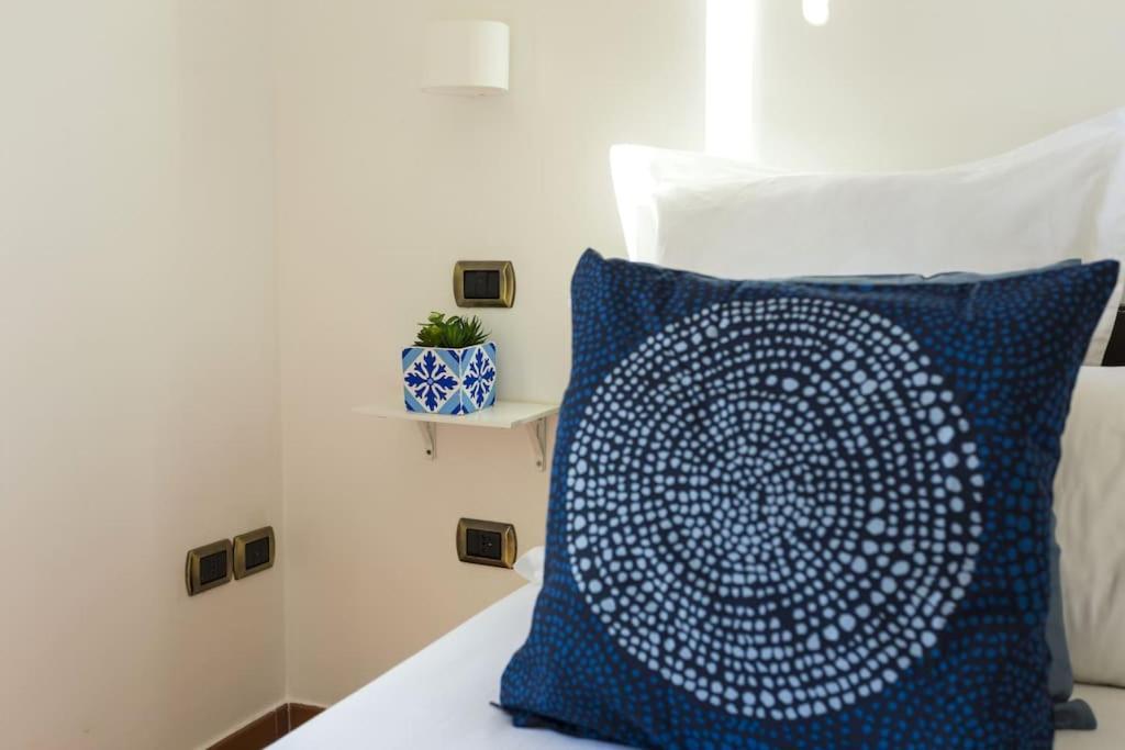 Dimora Donna Vittoria Apartment Bari Luaran gambar
