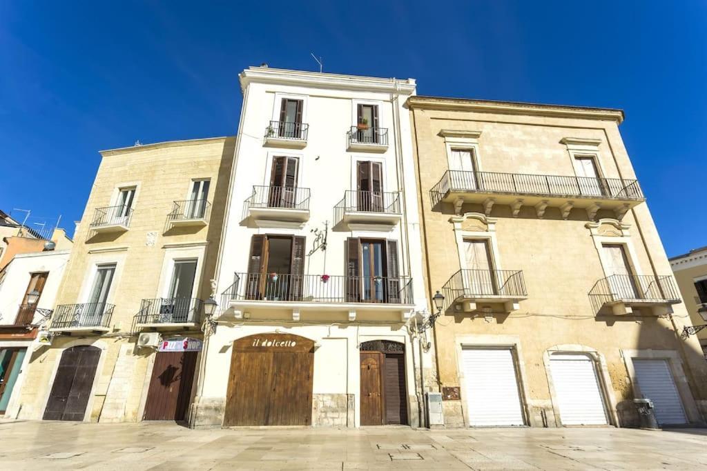 Dimora Donna Vittoria Apartment Bari Luaran gambar