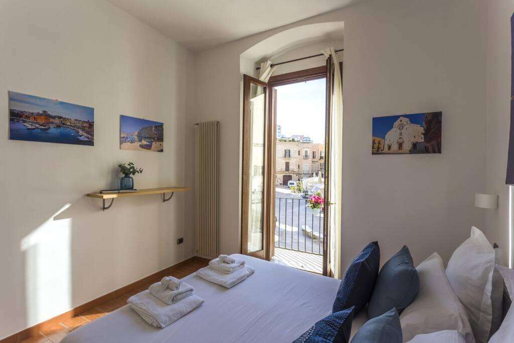 Dimora Donna Vittoria Apartment Bari Luaran gambar
