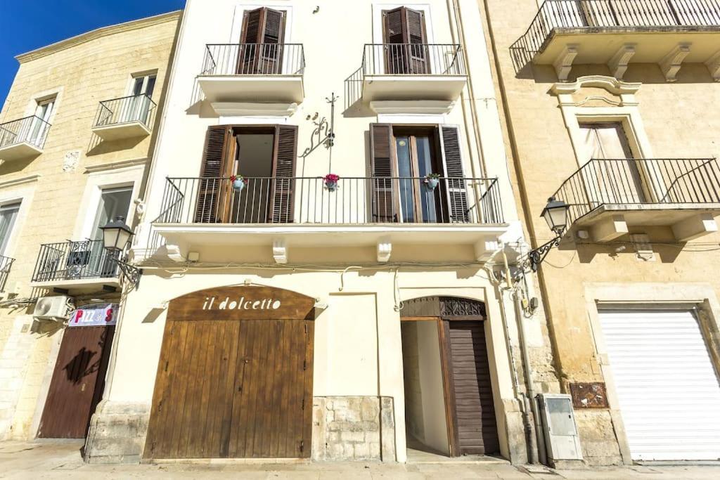 Dimora Donna Vittoria Apartment Bari Luaran gambar