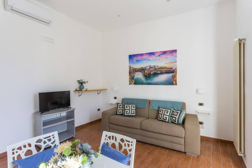 Dimora Donna Vittoria Apartment Bari Luaran gambar