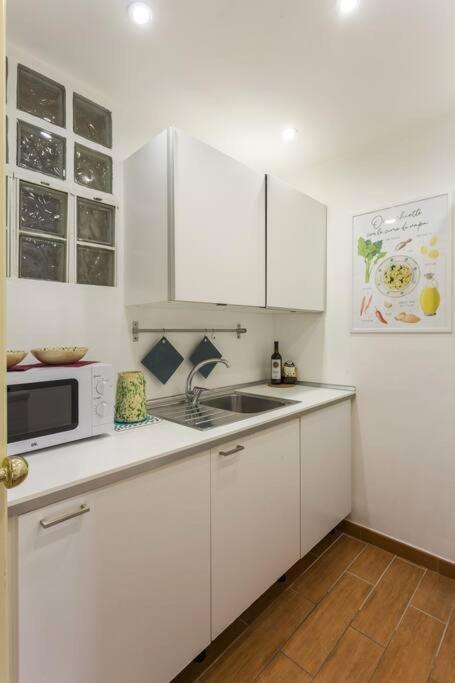 Dimora Donna Vittoria Apartment Bari Luaran gambar